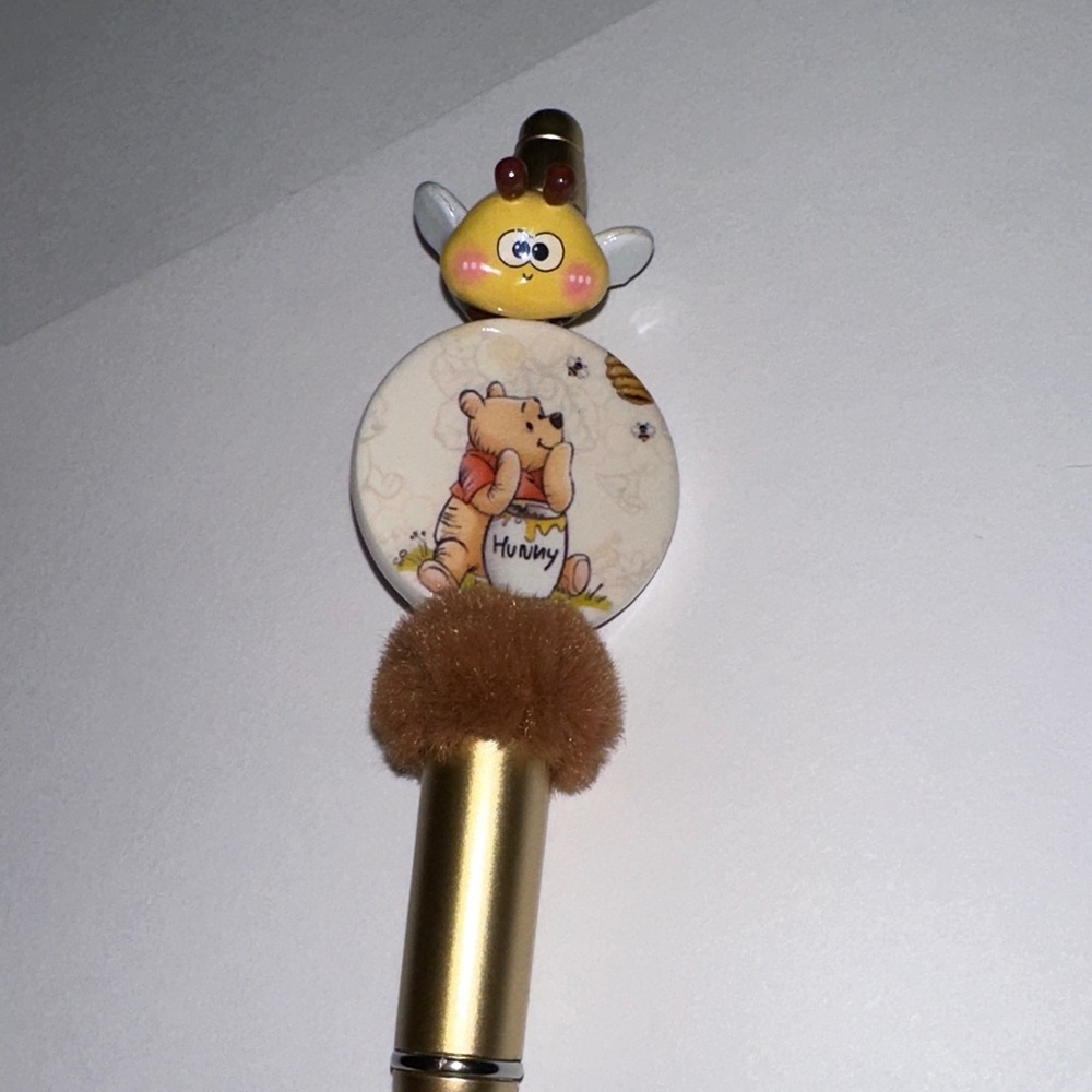 Winnie the Pooh Handmade Pen with Honey Bee 🐝